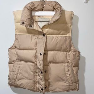 American Eagle Puffer Vest